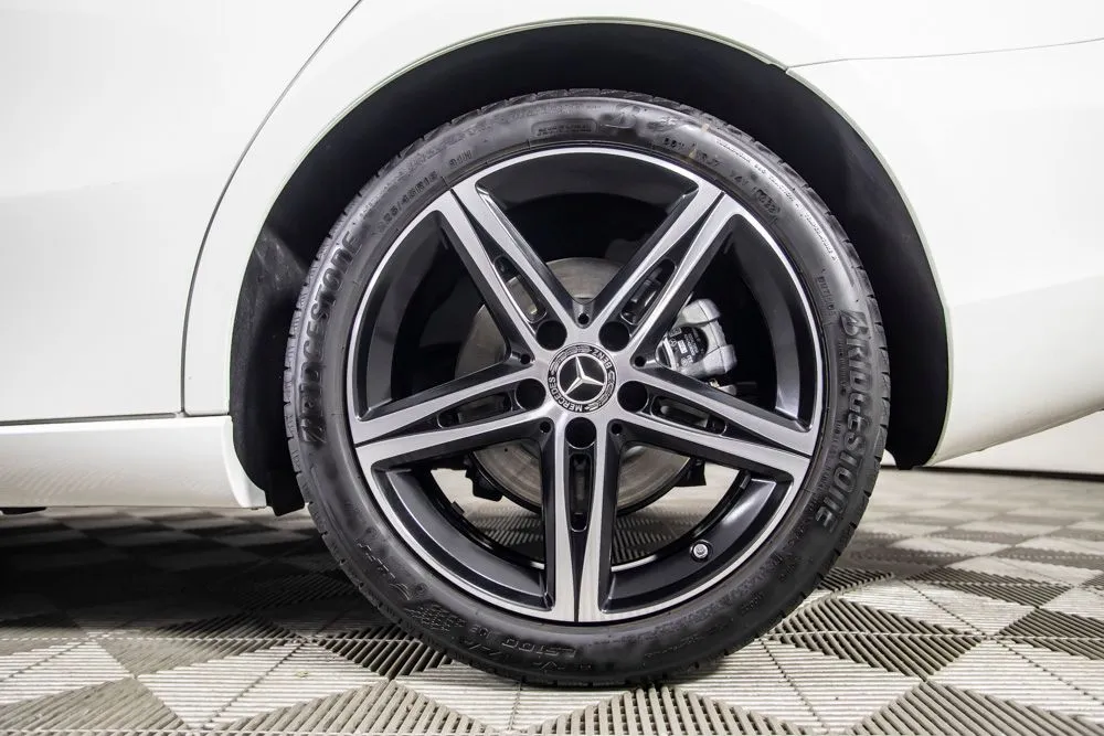 Mercedes-Benz A-Class photo 42