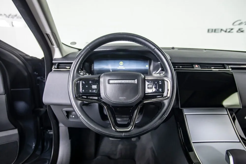 Land Rover Range Rover Velar photo 25