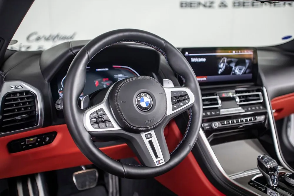 BMW 8 Series photo 23