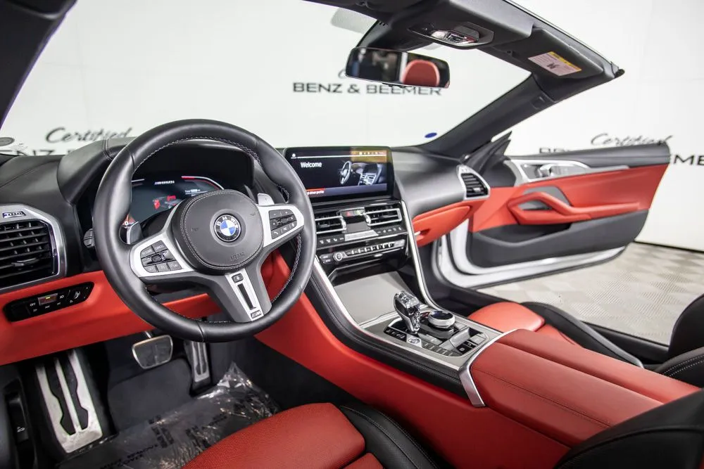 BMW 8 Series photo 22