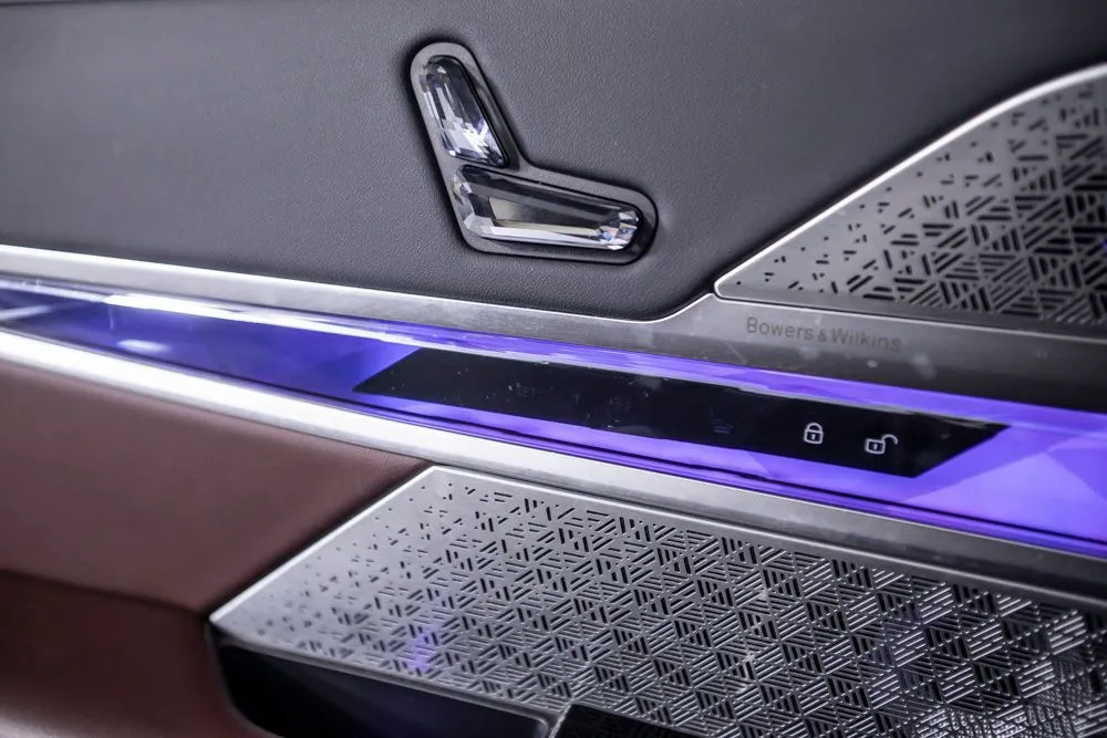 BMW i7 photo 48
