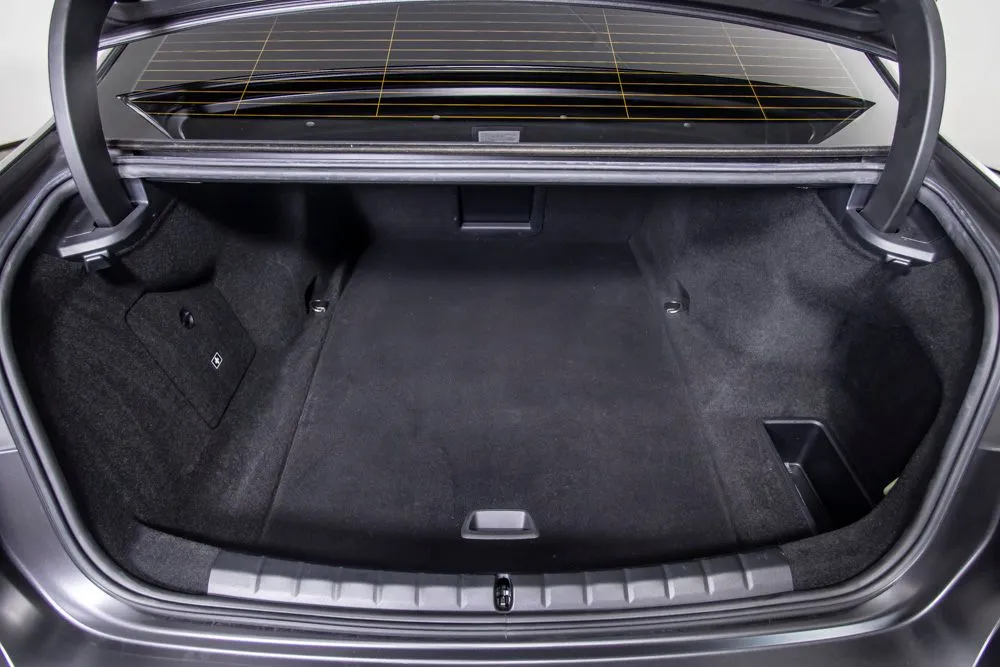BMW i7 photo 8