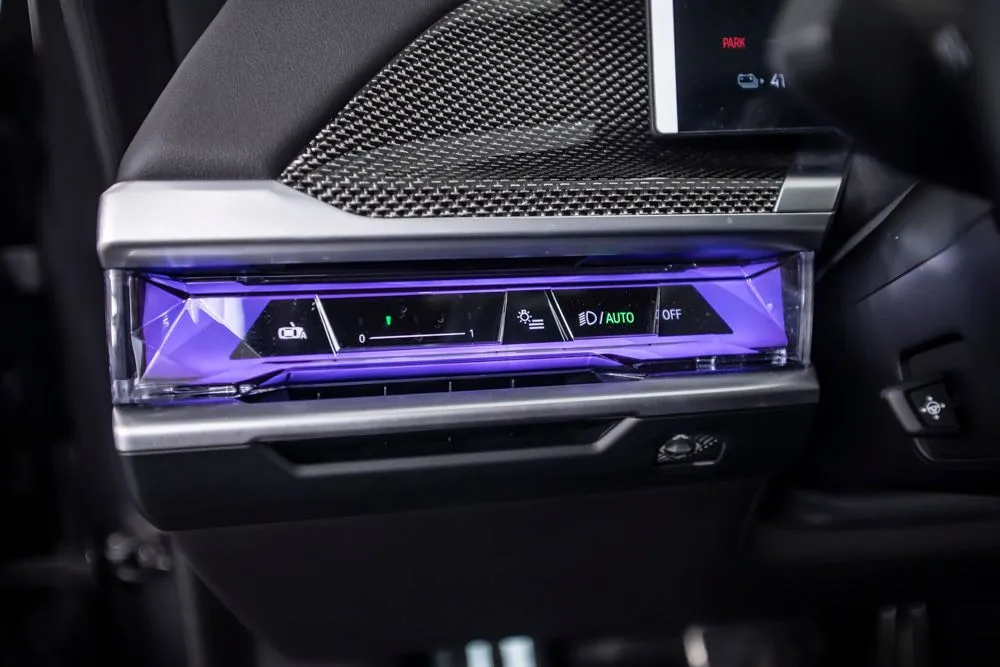 BMW i7 photo 45
