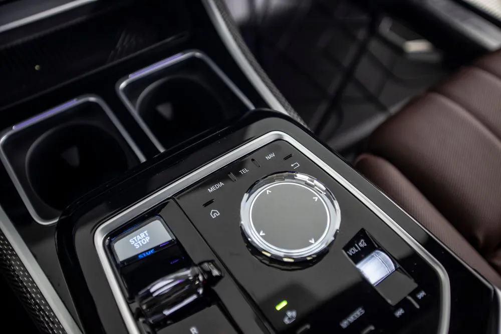 BMW i7 photo 41