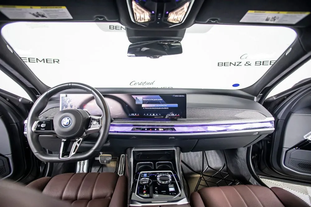 BMW i7 photo 31