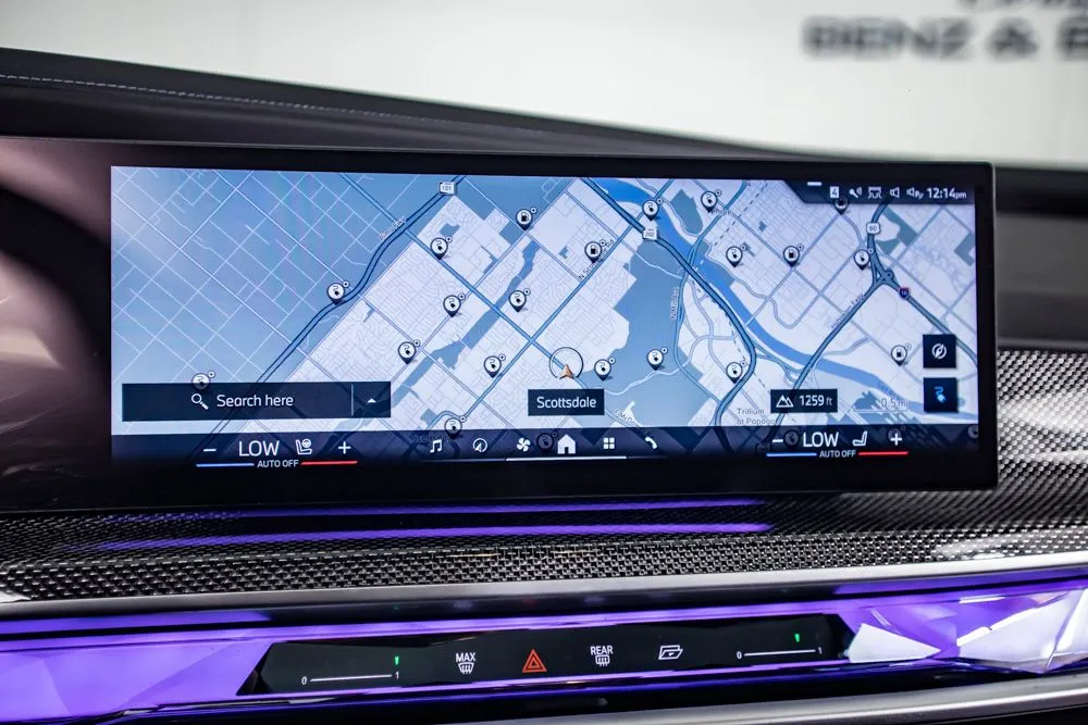 BMW i7 photo 38