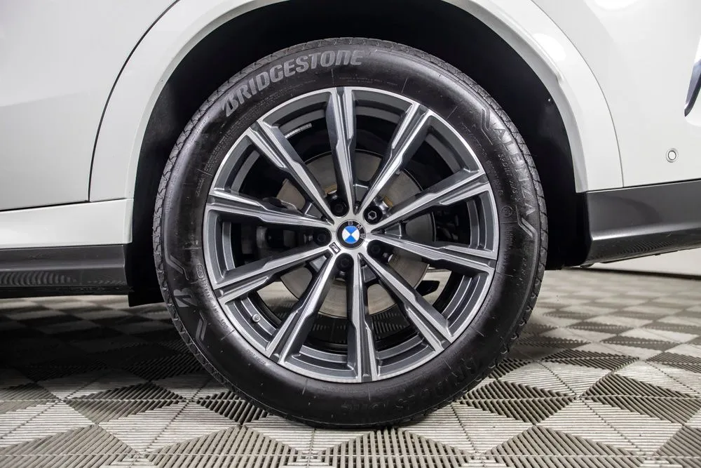 BMW X6 photo 42