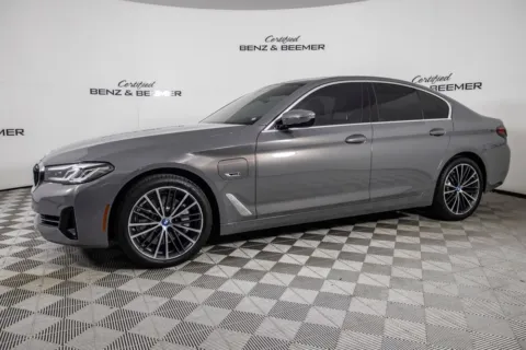 More photos of 2022 BMW 5 Series 530e iPerformance at Certified Benz & Beemer, AZ