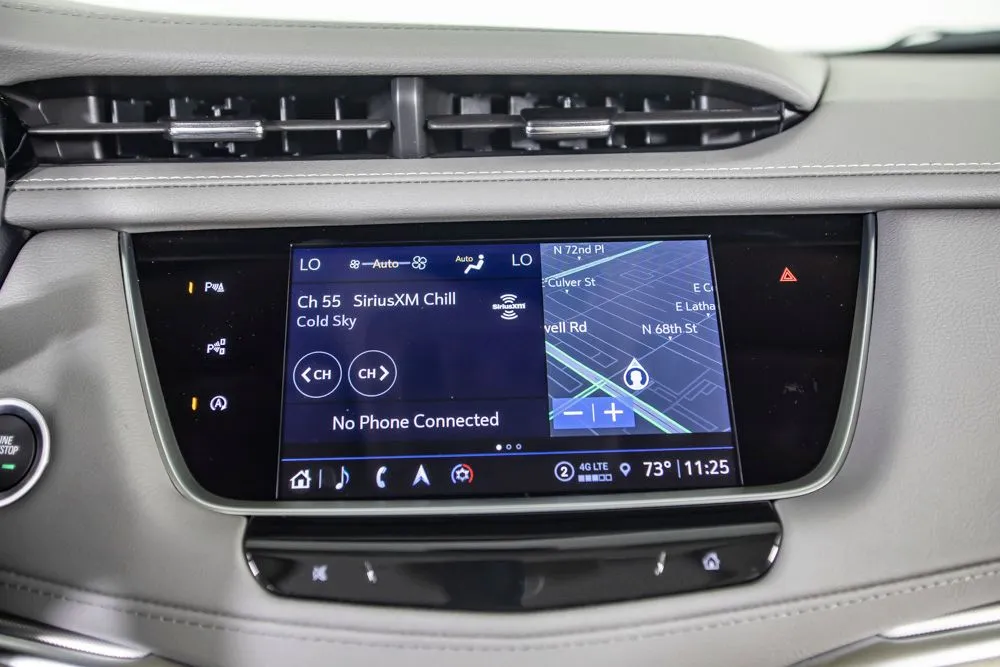 Cadillac XT5 photo 31