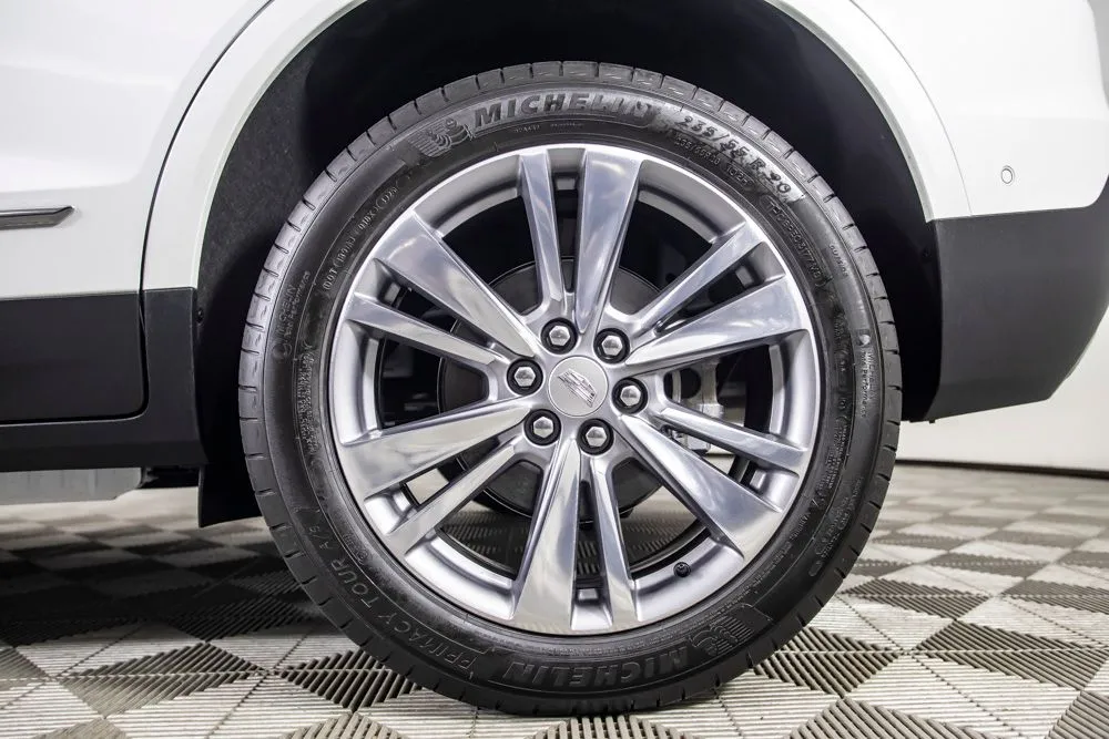 Cadillac XT5 photo 44