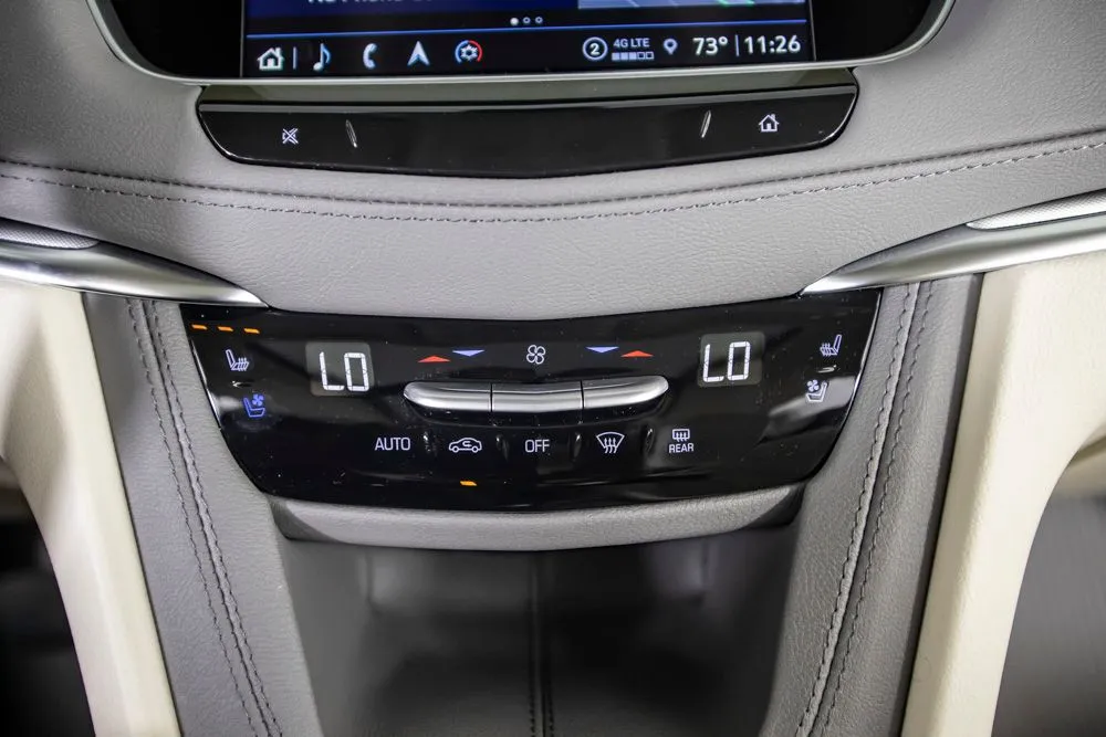 Cadillac XT5 photo 32