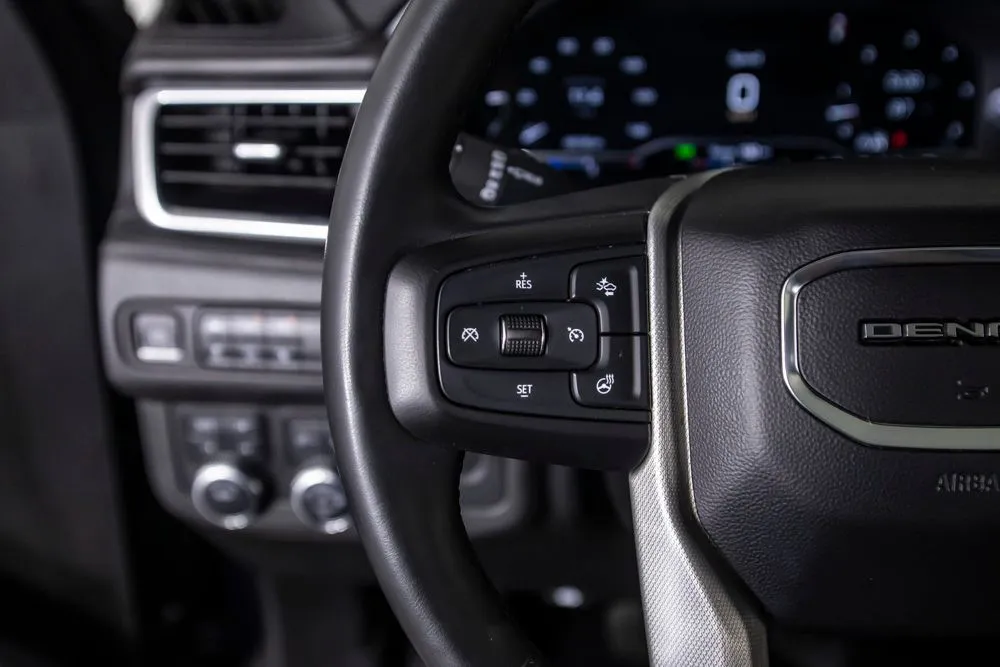 GMC Yukon photo 34