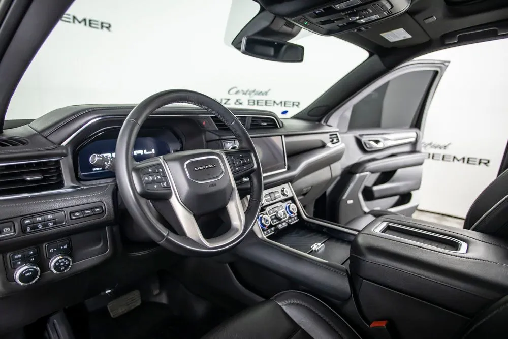 GMC Yukon photo 22