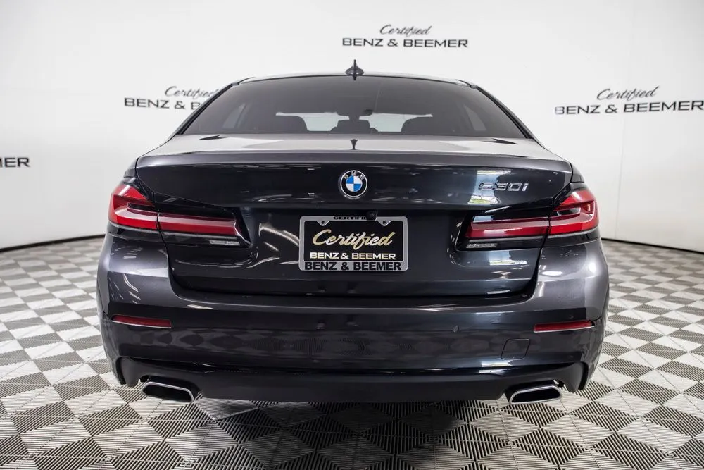 BMW 5 Series photo 7