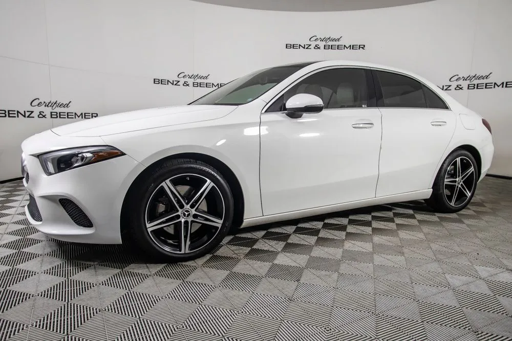 Mercedes-Benz A-Class photo 9