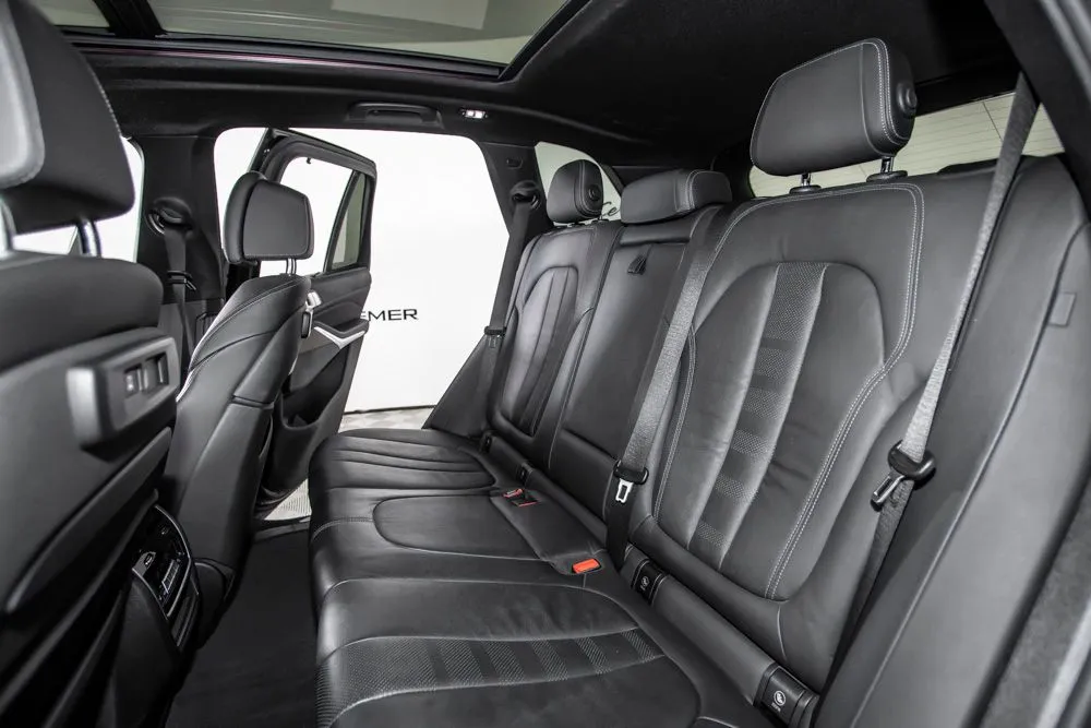 BMW X5 photo 14