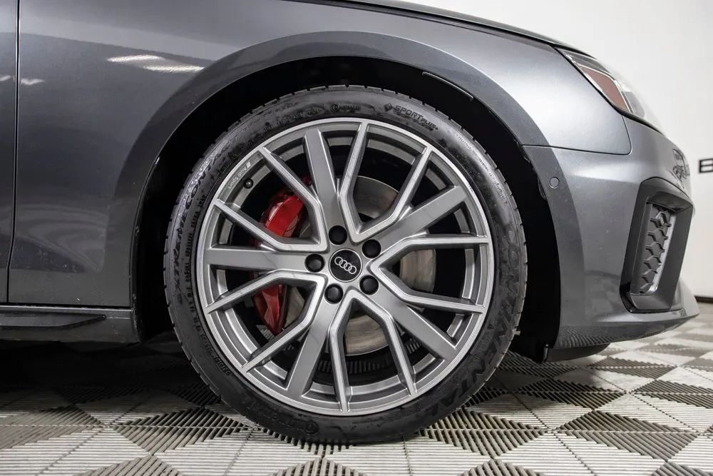 Audi S4 photo 39