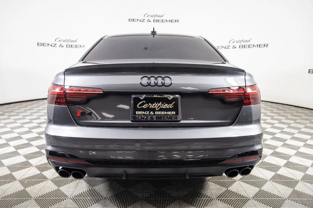 Audi S4 photo 7