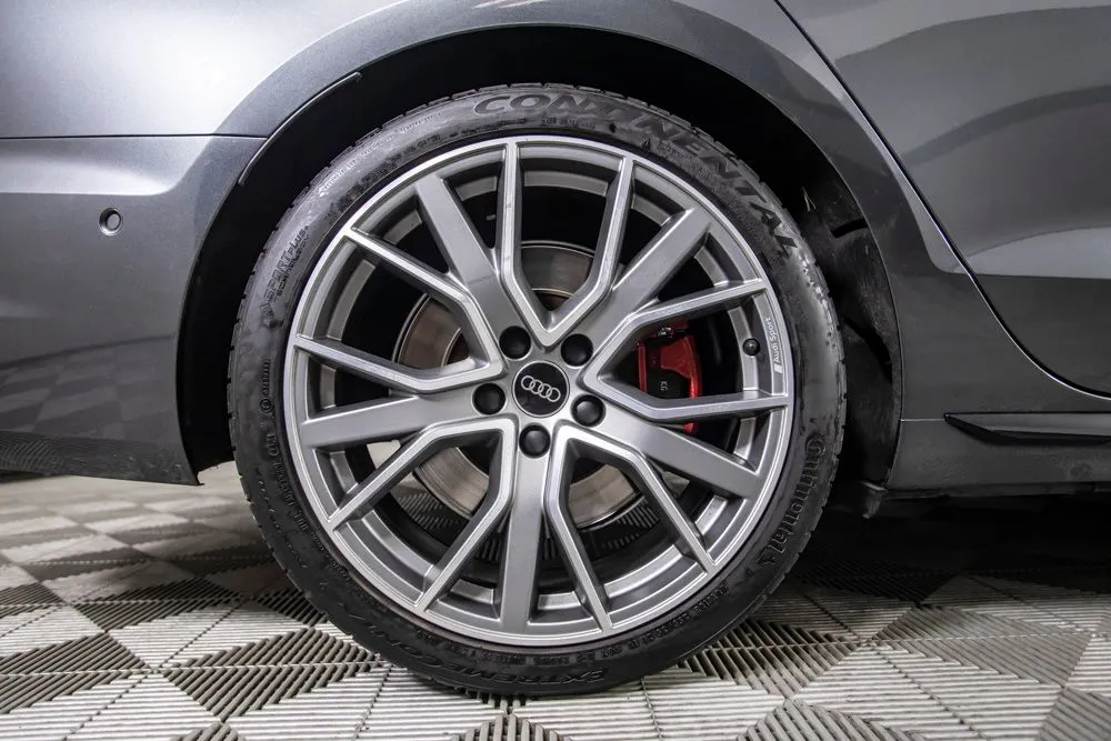 Audi S4 photo 40