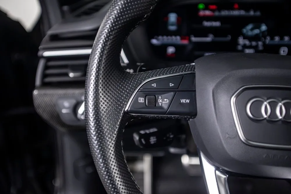 Audi S4 photo 35
