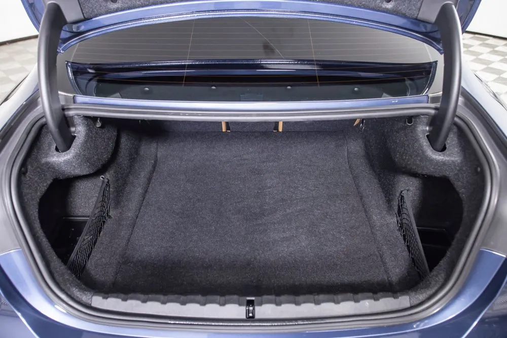 BMW 4 Series photo 8