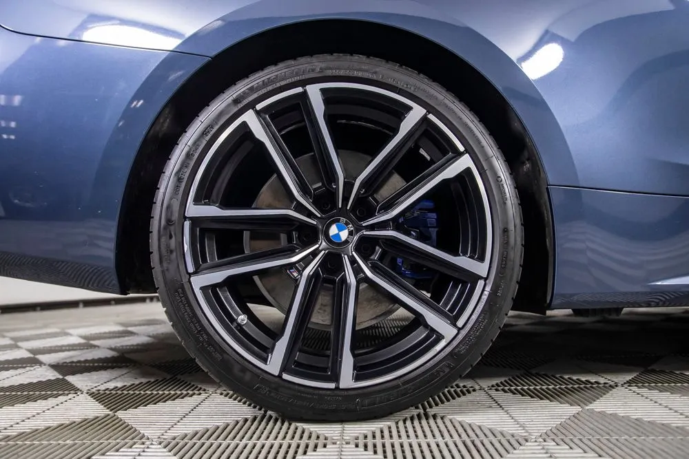 BMW 4 Series photo 38