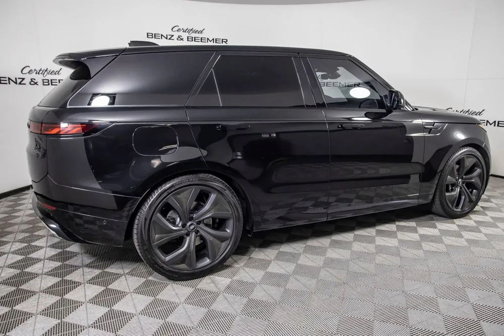Land Rover Range Rover Sport photo 3