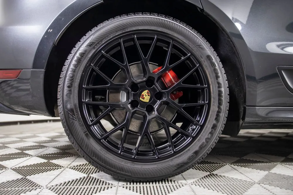 Porsche Macan photo 45