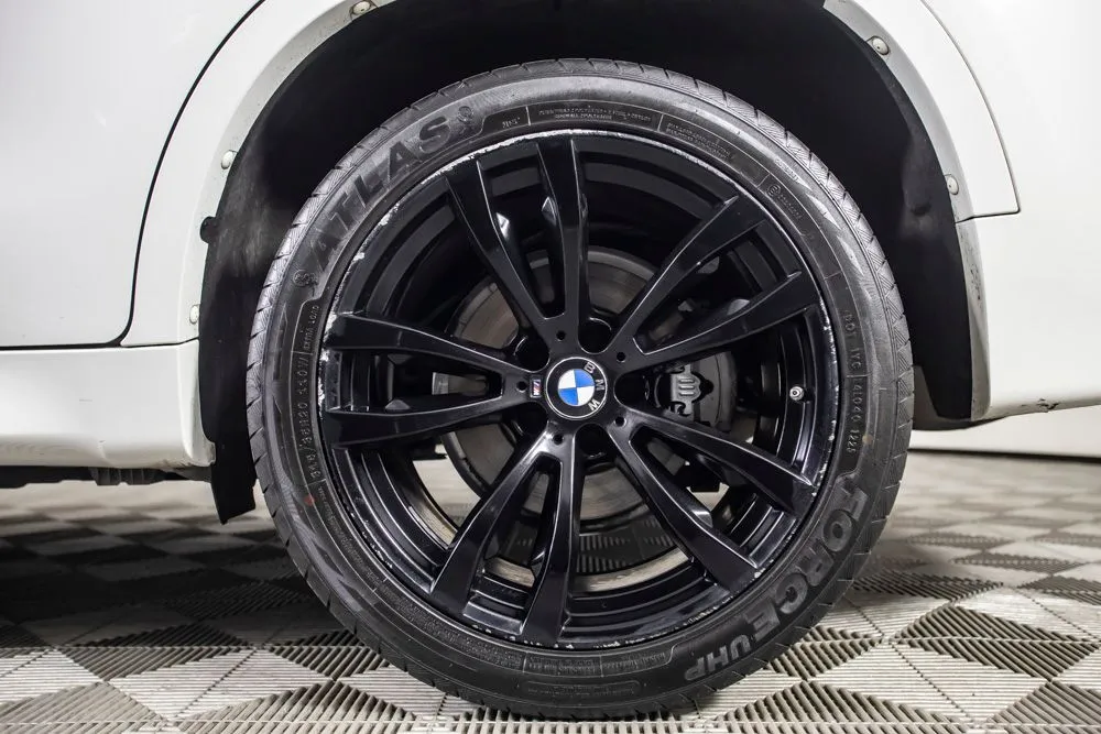 BMW X6 photo 45