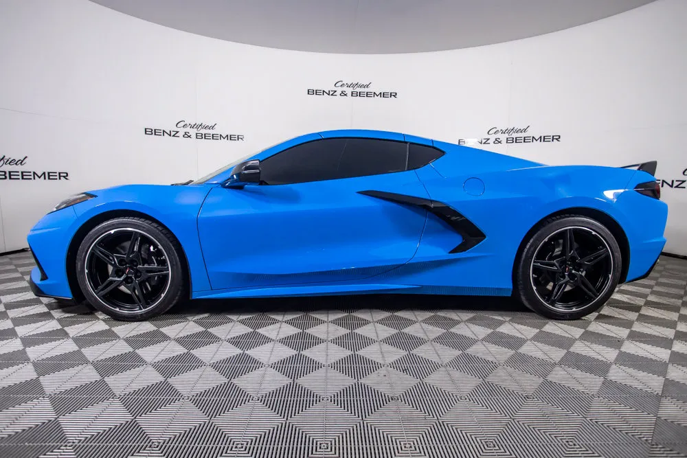 Chevrolet Corvette photo 11