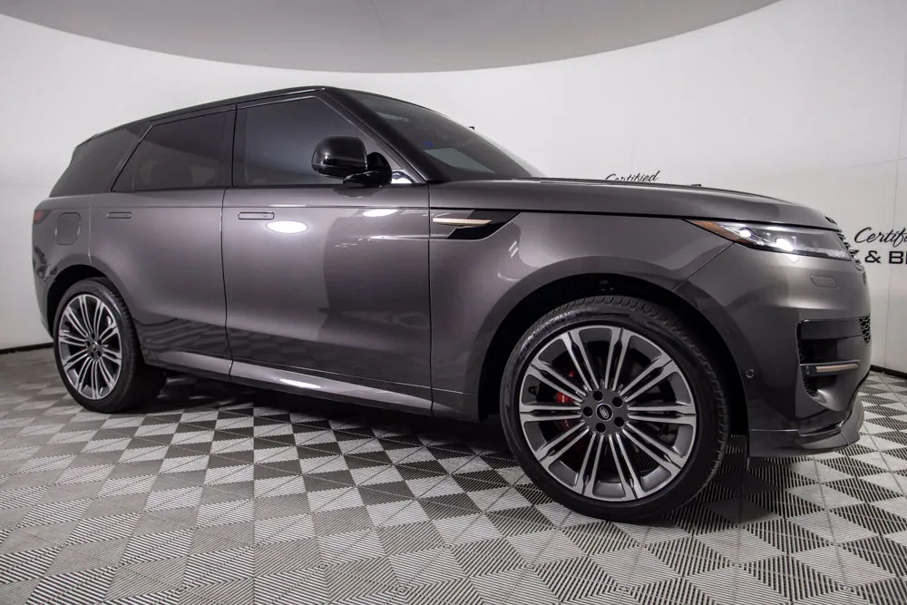 Land Rover Range Rover Sport photo 2