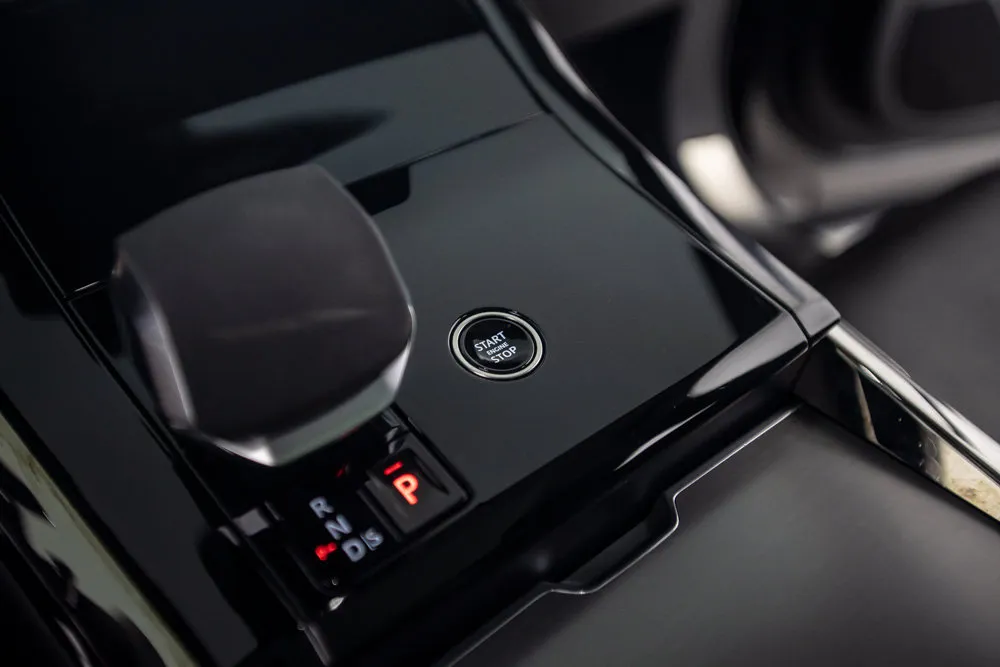 Land Rover Range Rover Sport photo 29