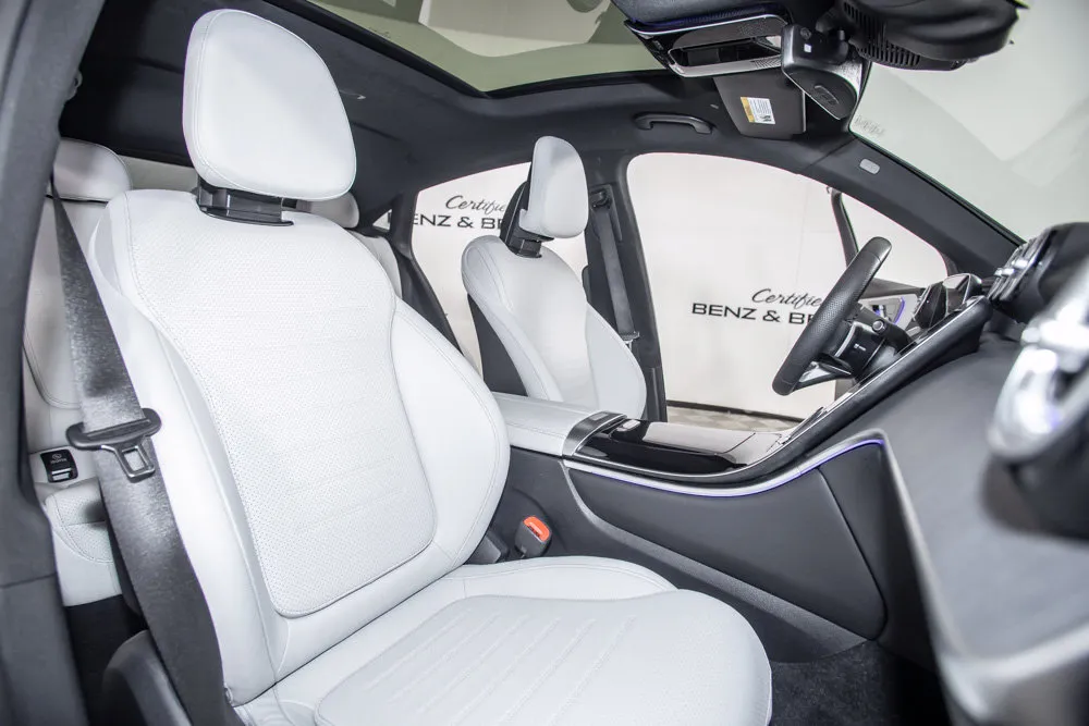 Mercedes-Benz GLC photo 16