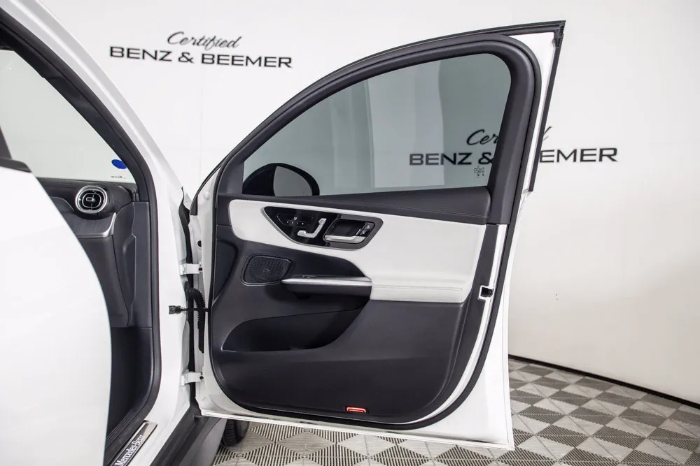 Mercedes-Benz GLC photo 19
