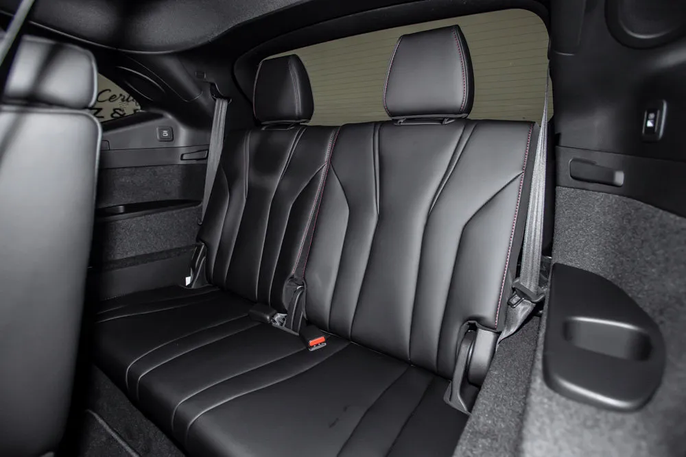 Acura MDX photo 16