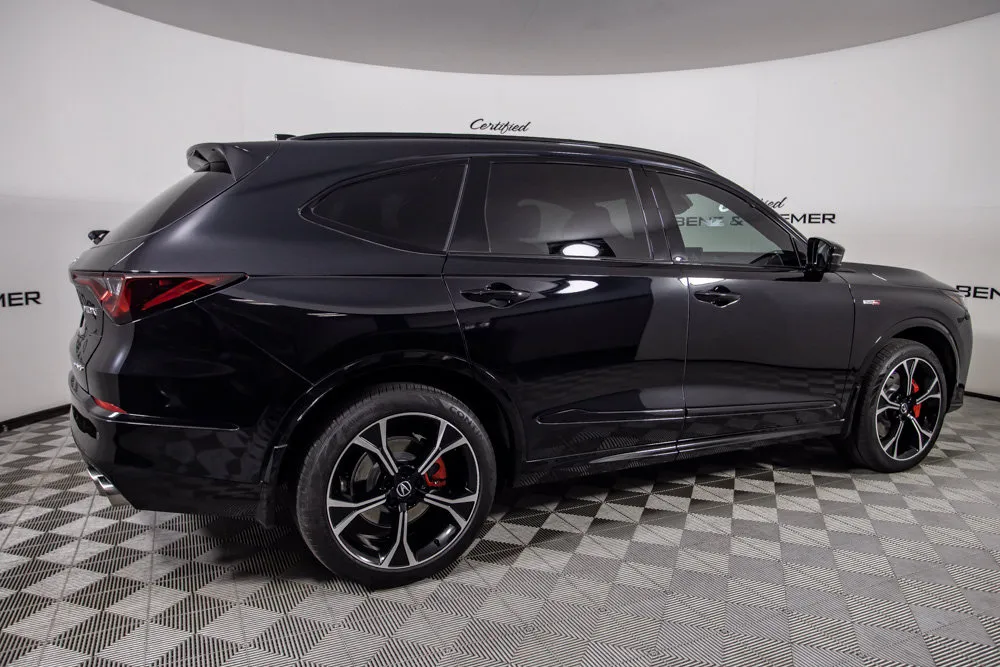 Acura MDX photo 11