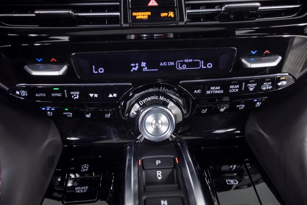 Acura MDX photo 38