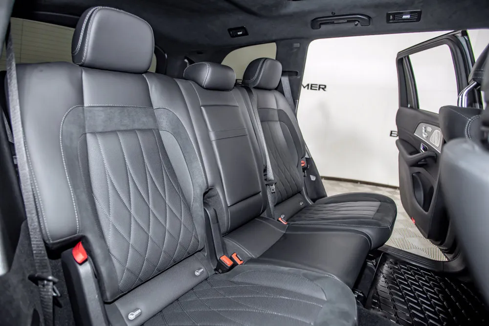 Mercedes-Benz GLS photo 19