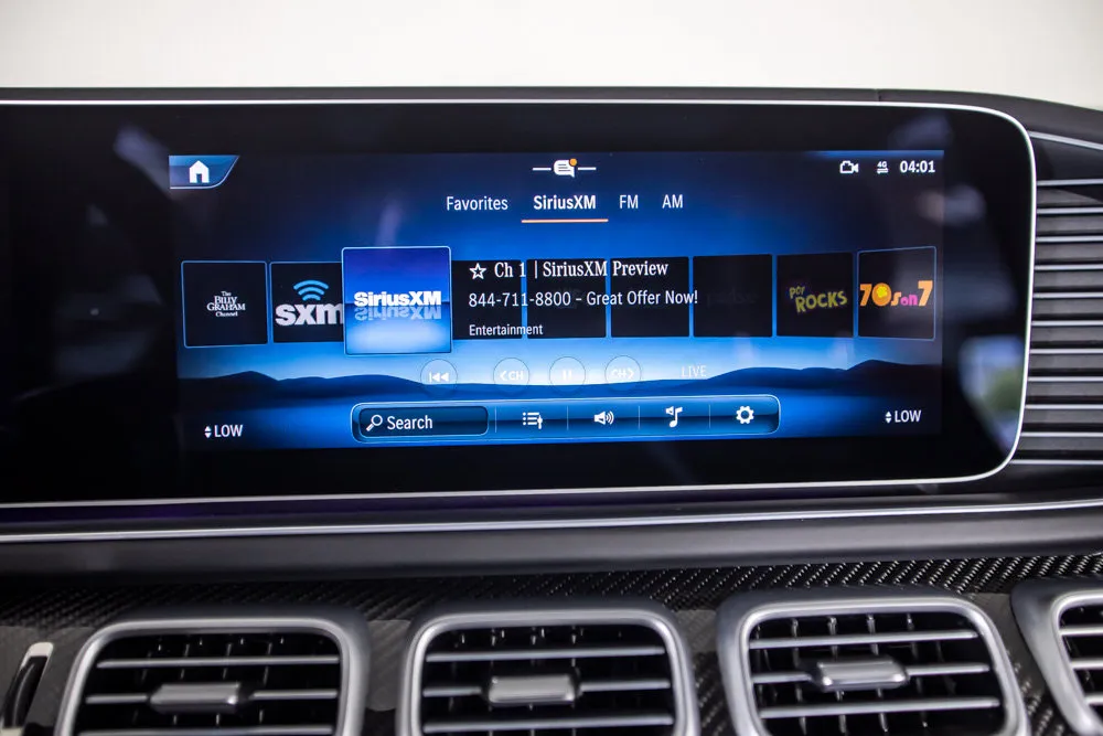 Mercedes-Benz GLS photo 29