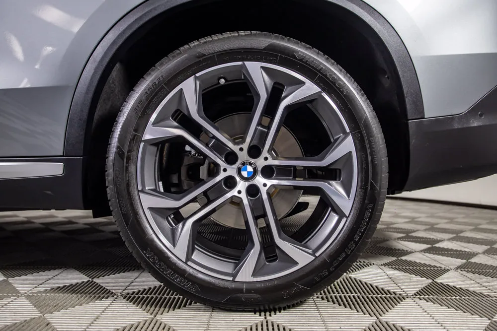 BMW X5 photo 42