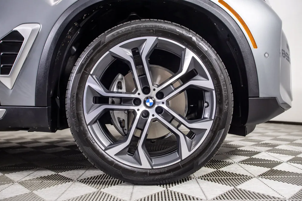 BMW X5 photo 40