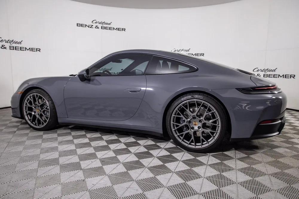 Porsche 911 photo 9