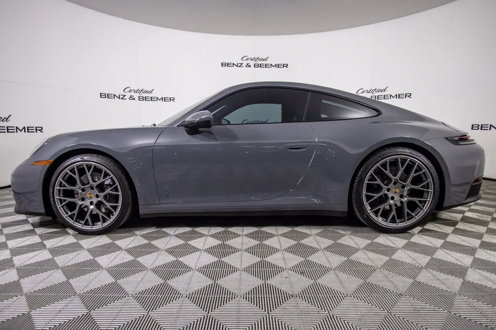Porsche 911 photo 8