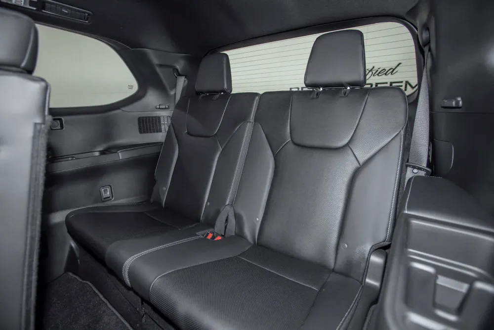 Lexus TX photo 16