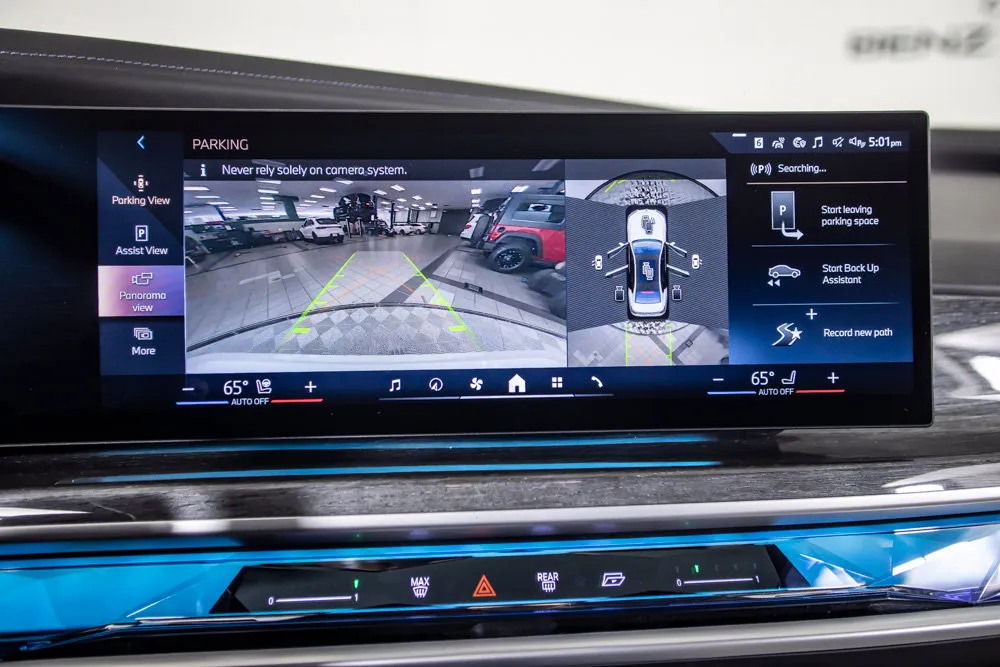 BMW i7 photo 28