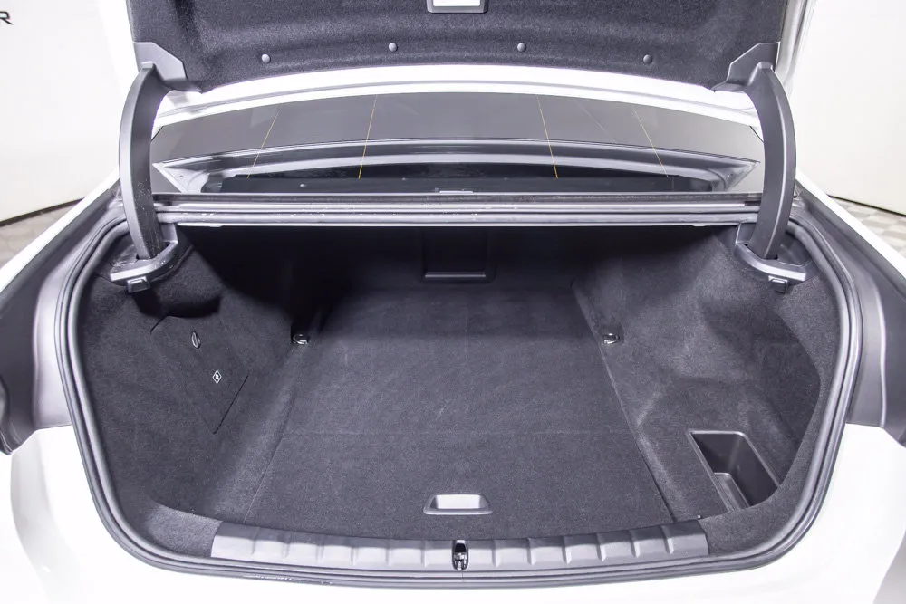 BMW i7 photo 8