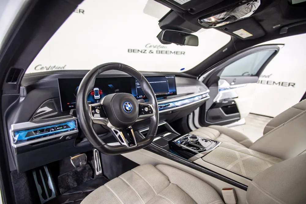 BMW i7 photo 22