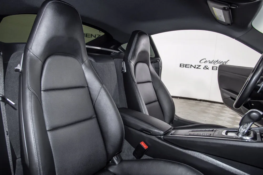 Porsche 718 Cayman photo 15