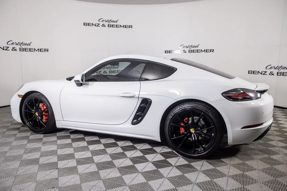 Porsche 718 Cayman photo 13