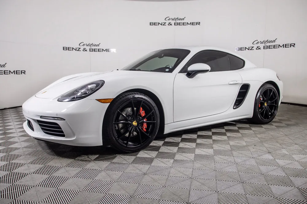 Porsche 718 Cayman photo 10